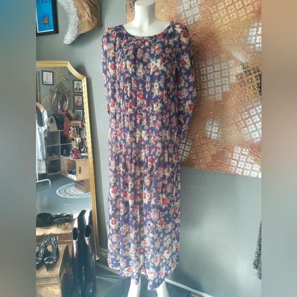 Vintage Autumnal Floral Chiffon Maxi Dress - Picture 13 of 16